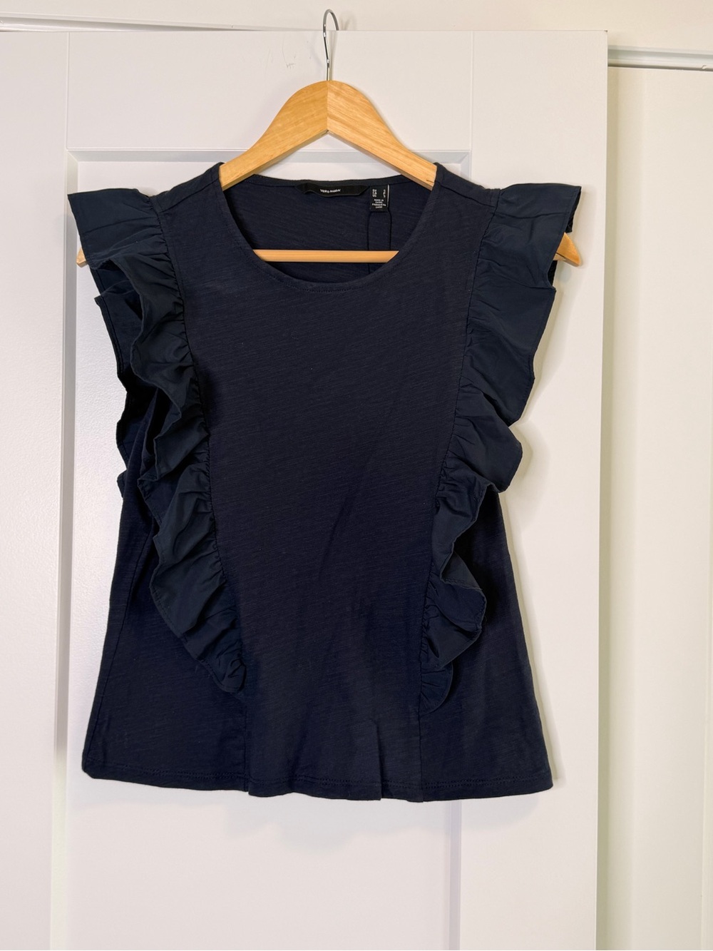 💛2 for 20- Vero Moda Navy Ruffle-Trim Sleeveless Top